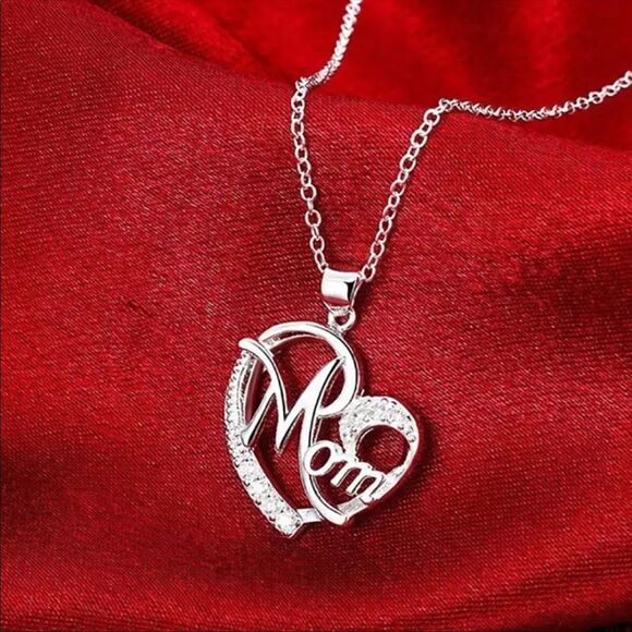 ❣️Silver Mom Crystal Heart Pendant Fashion Necklace - Picture 3 of 5